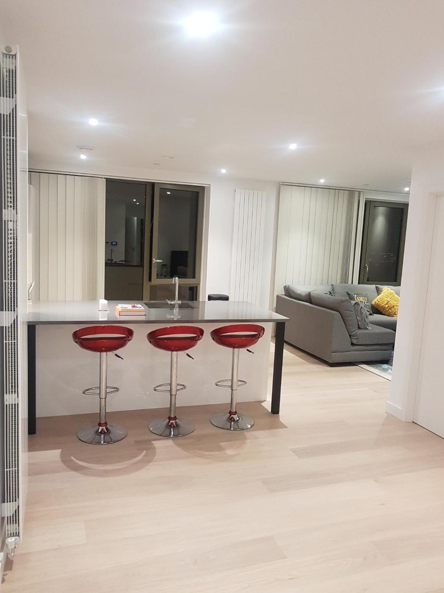 Lush Living - Double Room With Private Bathroom Londres Extérieur photo