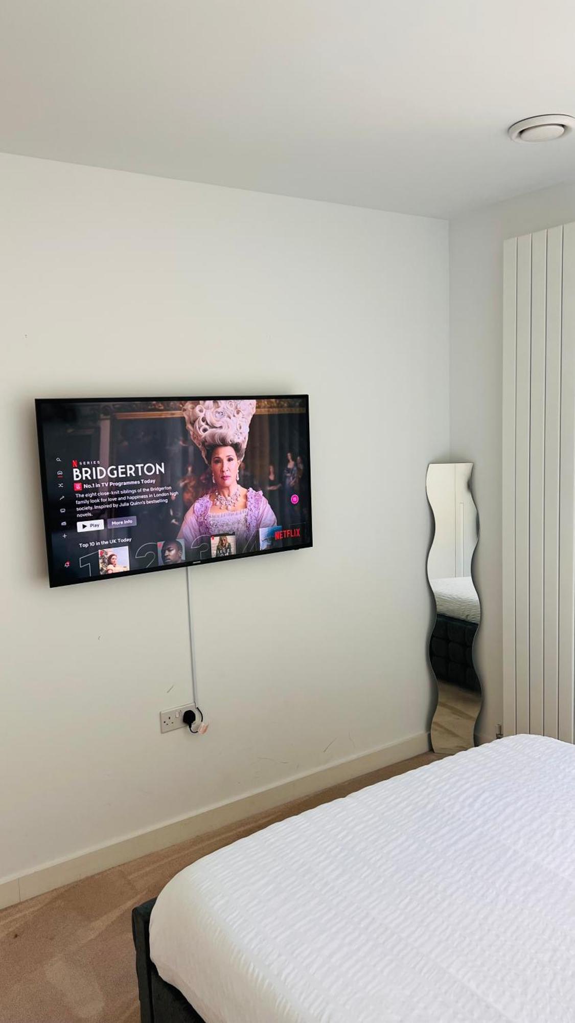 Lush Living - Double Room With Private Bathroom Londres Extérieur photo