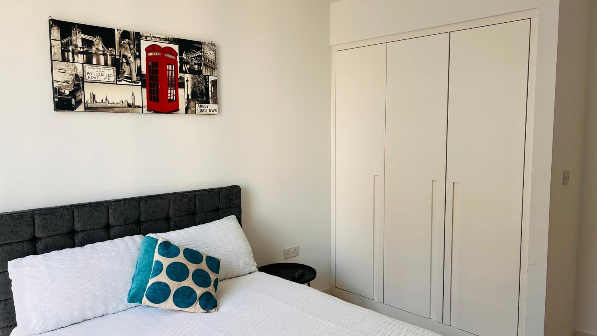 Lush Living - Double Room With Private Bathroom Londres Extérieur photo
