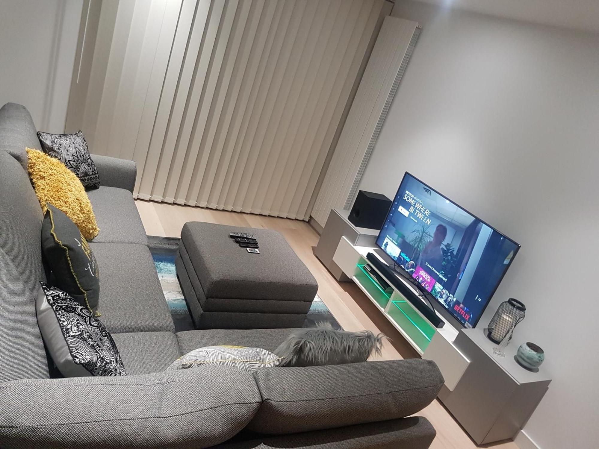 Lush Living - Double Room With Private Bathroom Londres Extérieur photo